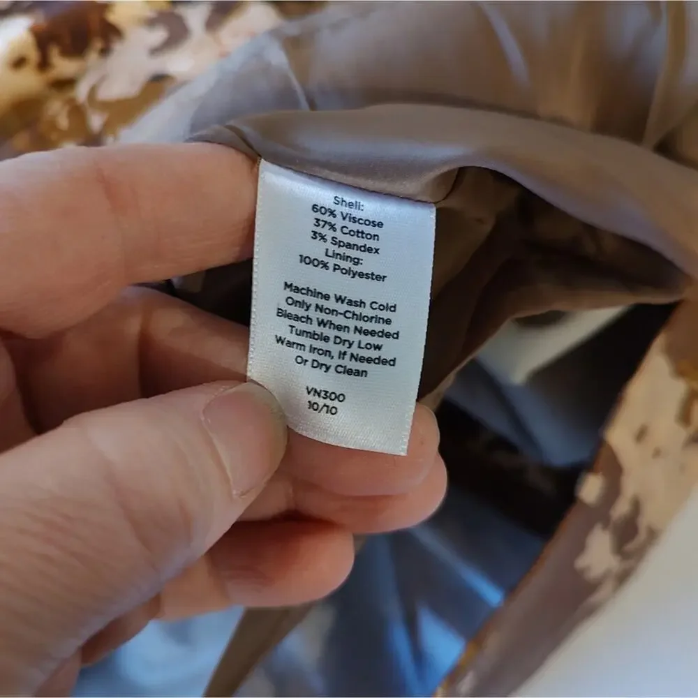 Talbots Petites Pleated Satin A-Line Skirt in a Brown Floral sprint Size…